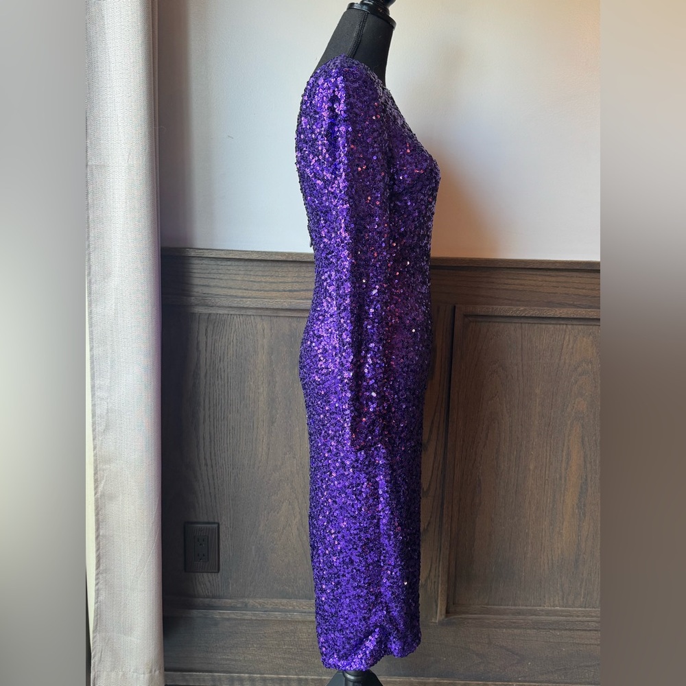 Dress the Population Shimmering sequin Purple Long Sleeve Dress low back nwt M - Picture 8 of 9